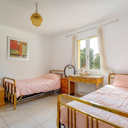 Le Manoir De Flassans Kültér fotó
