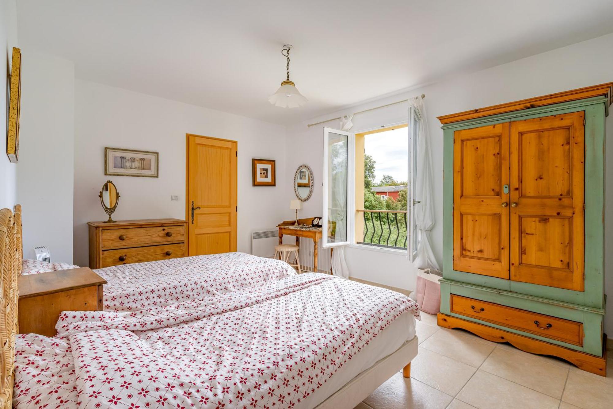 Le Manoir De Flassans Kültér fotó